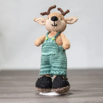 Knitted Puppets | Alvaro